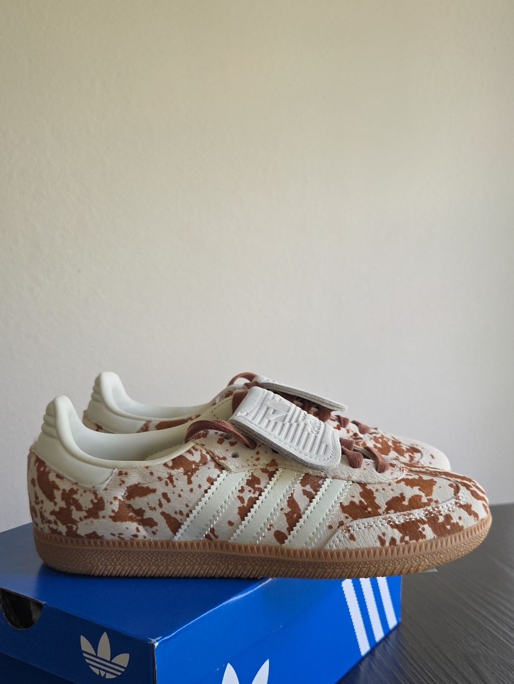 NWT Adidas Women's Samba LT 'Cow Print' Shoes JS3931 - Picture 9 of 14